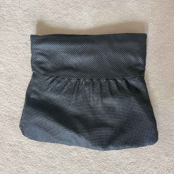 Black Metal Slink Clutch - Picture 1 of 5